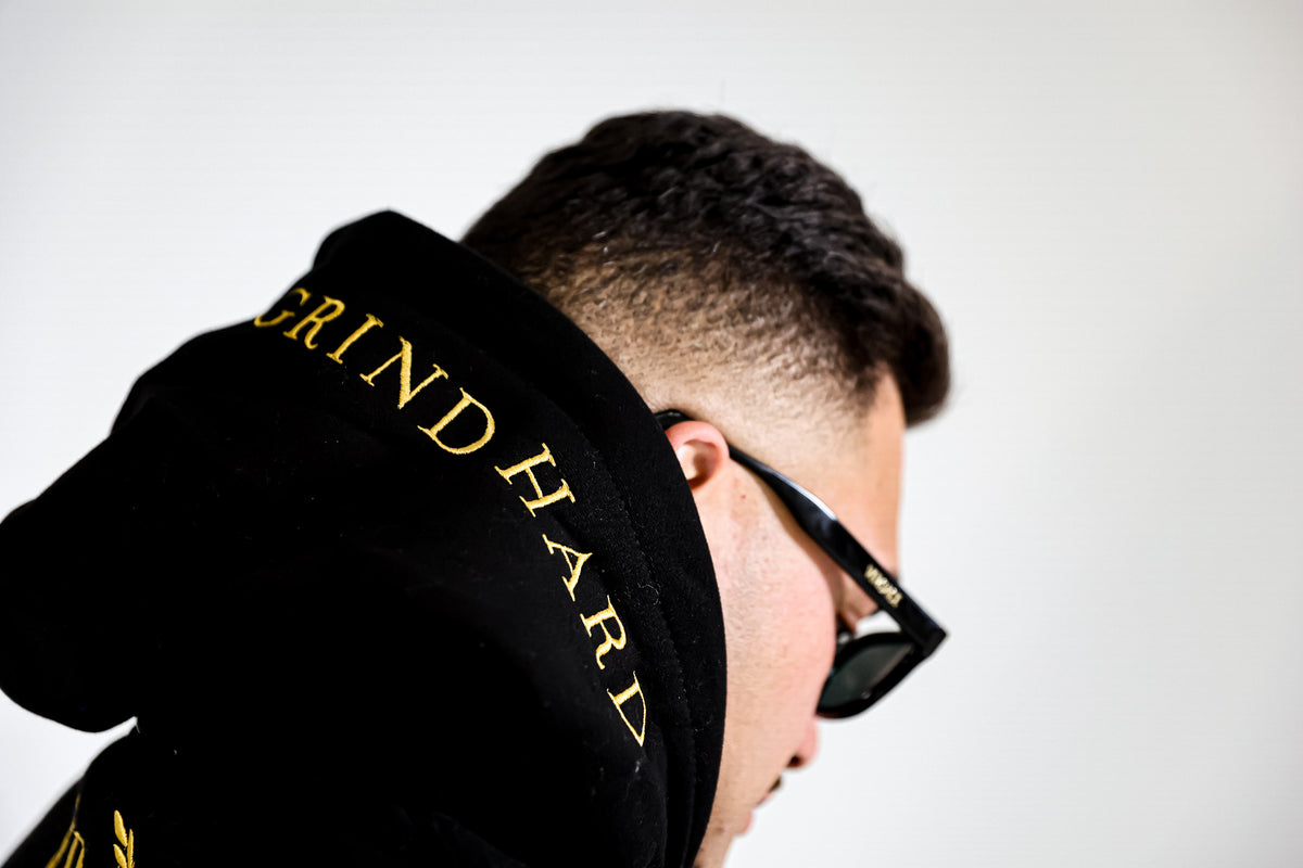 DUA 2.0 Tracksuit - Black & Gold
